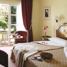 Espaciosas habitaciones en Hotel Monasterio San Miguel. El entorno más romántico con nuestra oferta en Cadiz